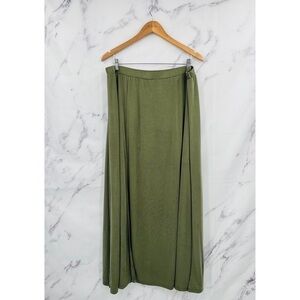 Versona High Slit Maxi Skirt Green